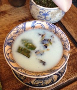 chen-che-strangest-cup-of-tea-ever